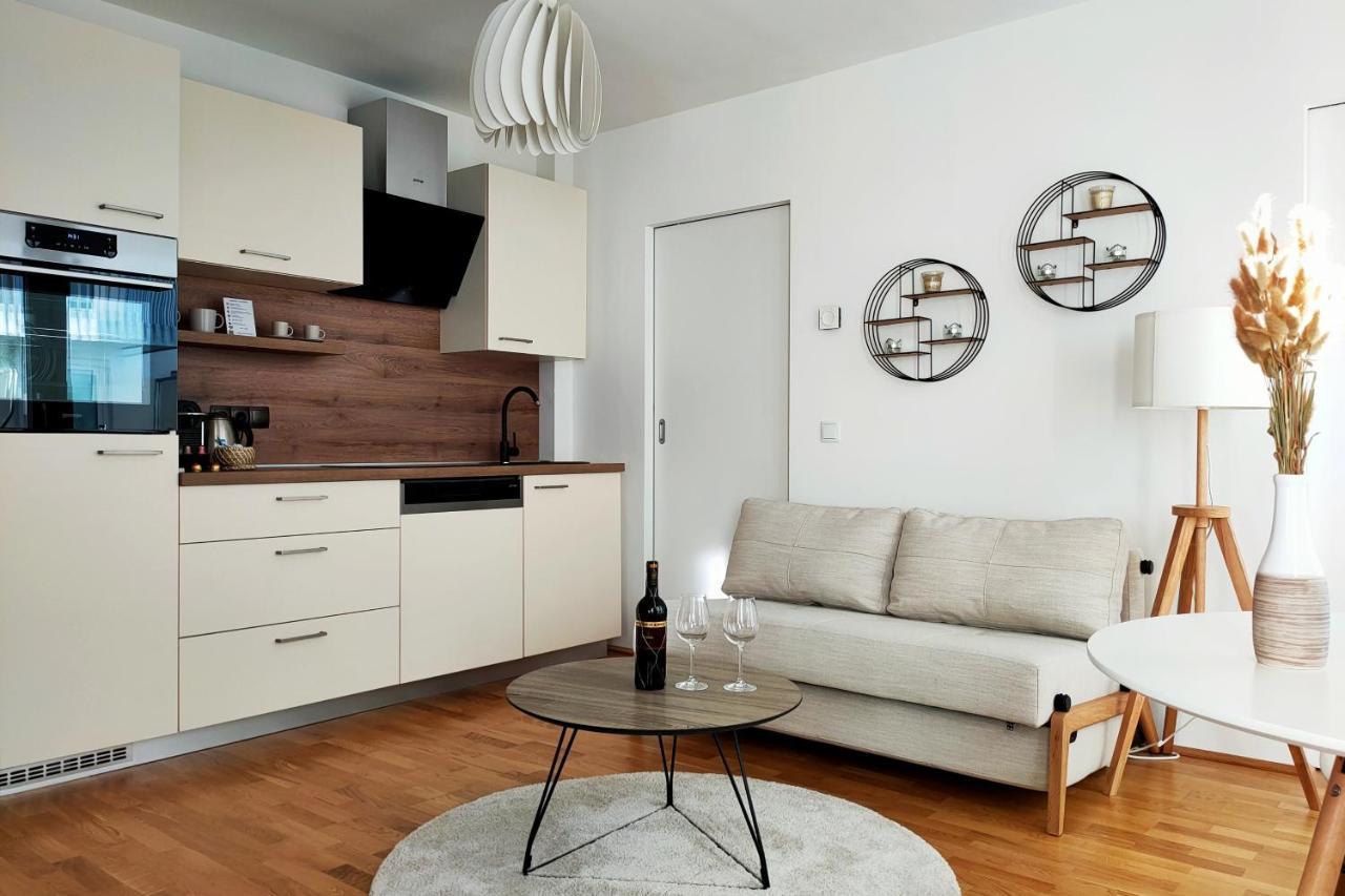 Luma Apartment Near Schoenbrunn With Parking Vienna Exterior photo